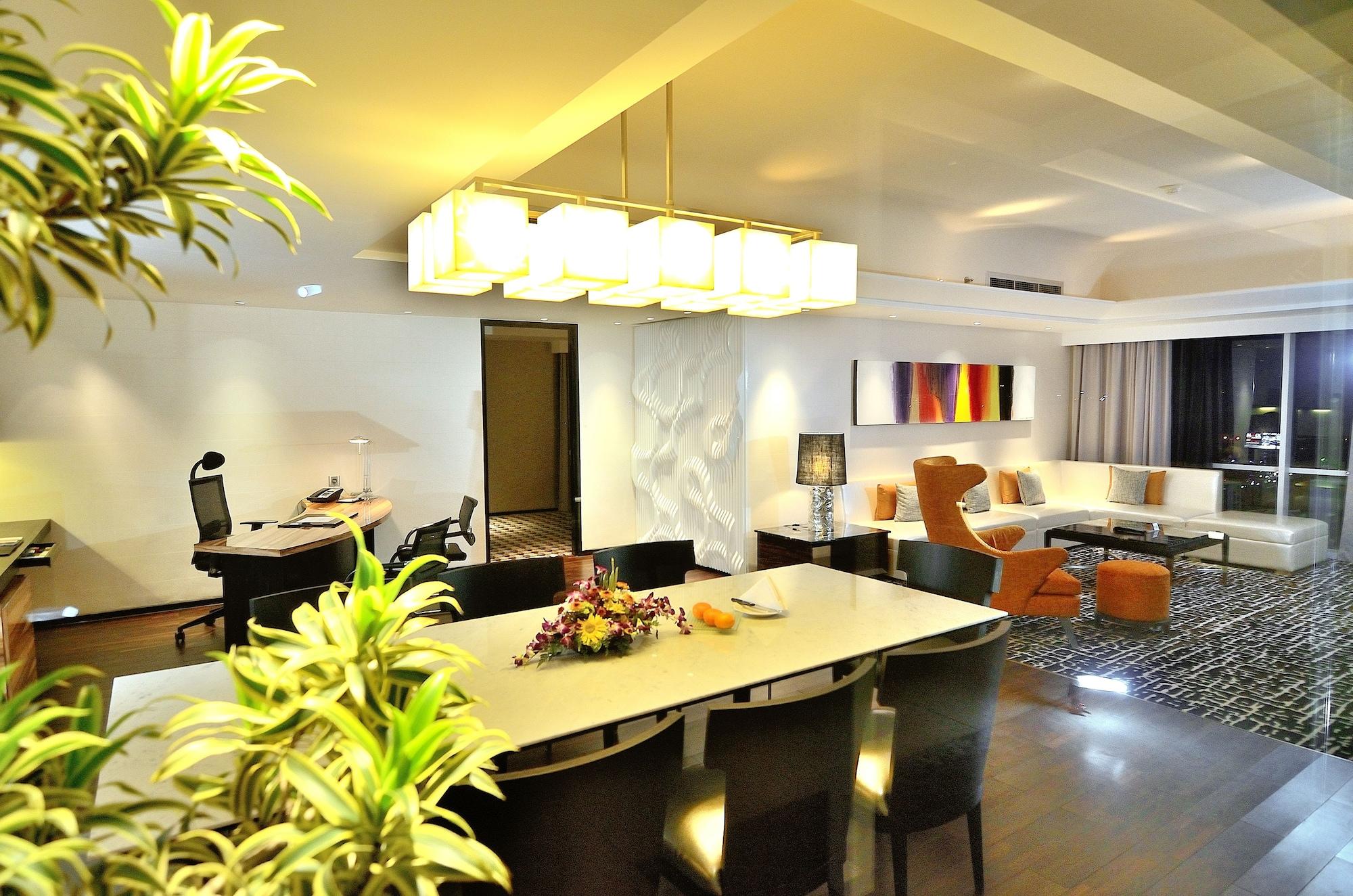 Ts Suites Surabaya Exteriör bild