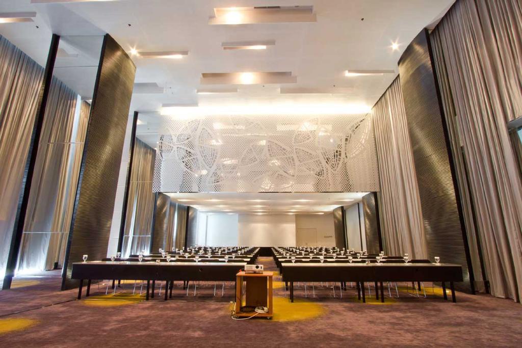 Ts Suites Surabaya Exteriör bild